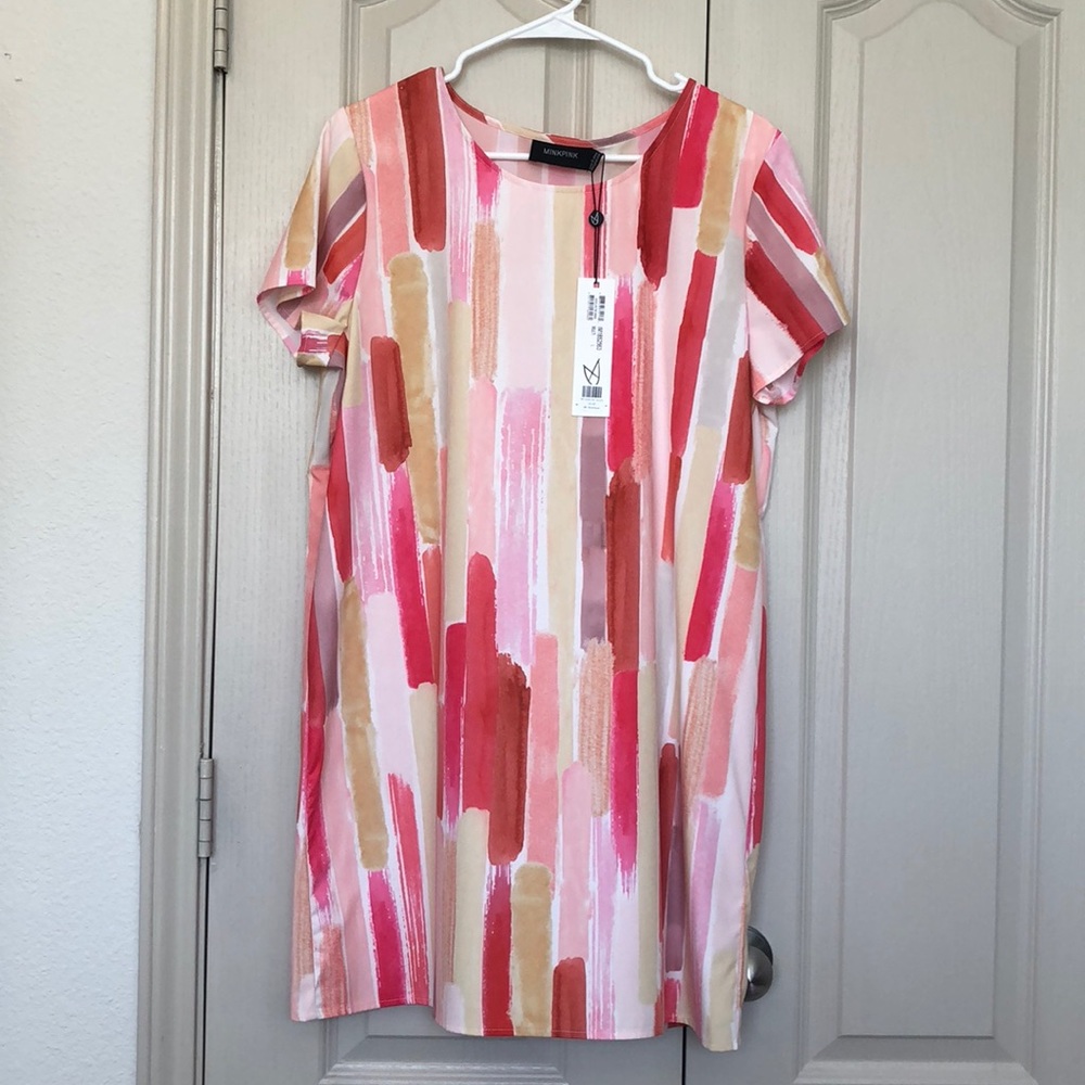 NWT minkpink multi color short sleeve dress